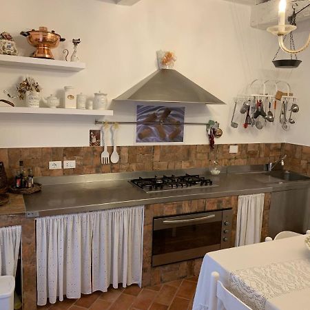 Apartamento La Casa Dei Ricordi Collesalvetti Exterior foto